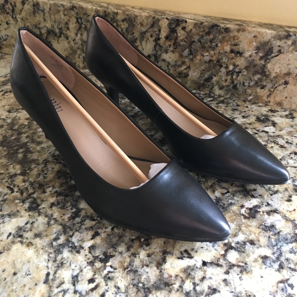 Metaphor Carson Pumps
